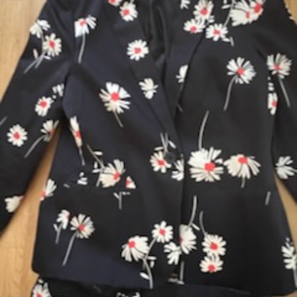 Tommy Hilfiger Womens Suit with Floral Print 12 - Picture 6 of 13